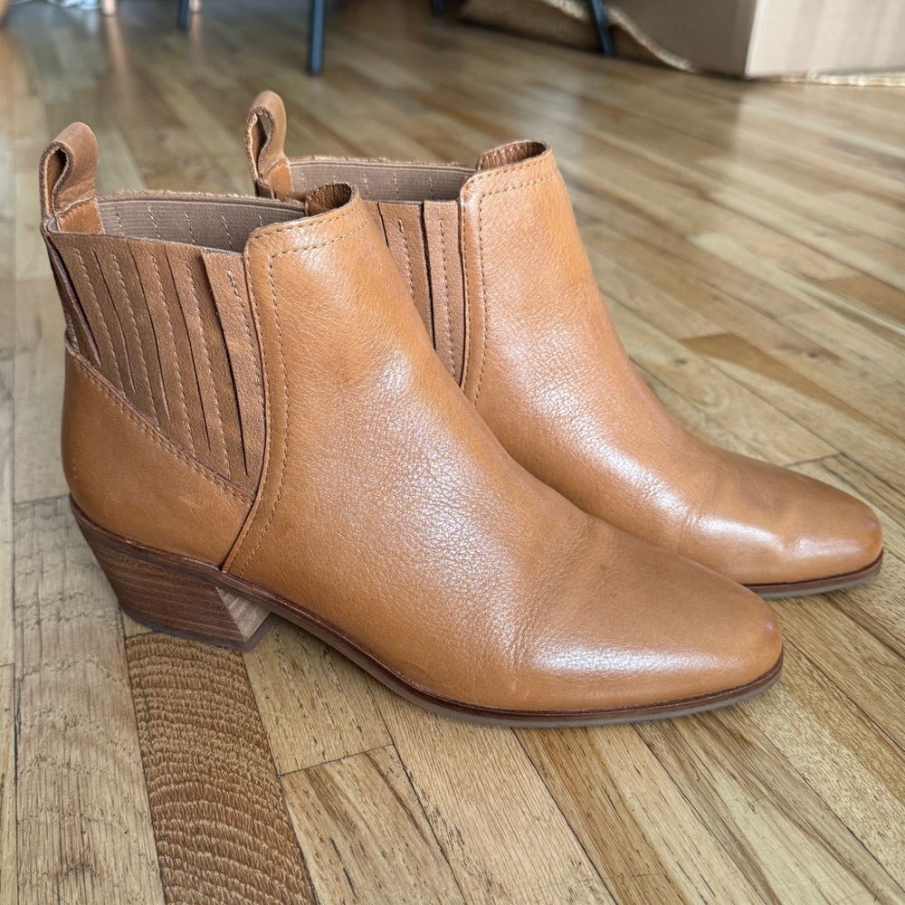 Lucky Brand Chelsea Booties